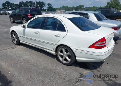 2006 Mercedes-Benz C 230 Sport from USA, damaged, VIN WDBRF52H26F732317